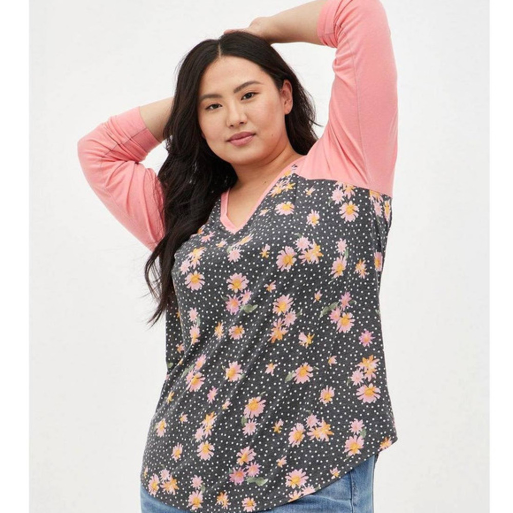 Torrid 1 (1X,14/16) Pink Floral Polka Dot Jersey Knit Raglan Sleeve Tee T Shirt